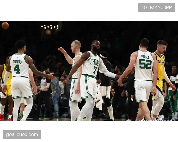 沃特金斯与卢卡库对比分析：全能前锋与终结专家的战术角色差异